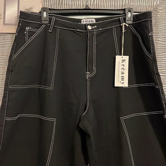 Run! I only have 3 pair of these black denim extra wide leg stretch cargos! - Picture 2 of 8